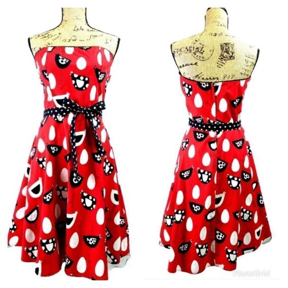 Modcloth Dresses & Skirts - MODCLOTH Folter Vintage Chicken & Egg Red Strapless Dress